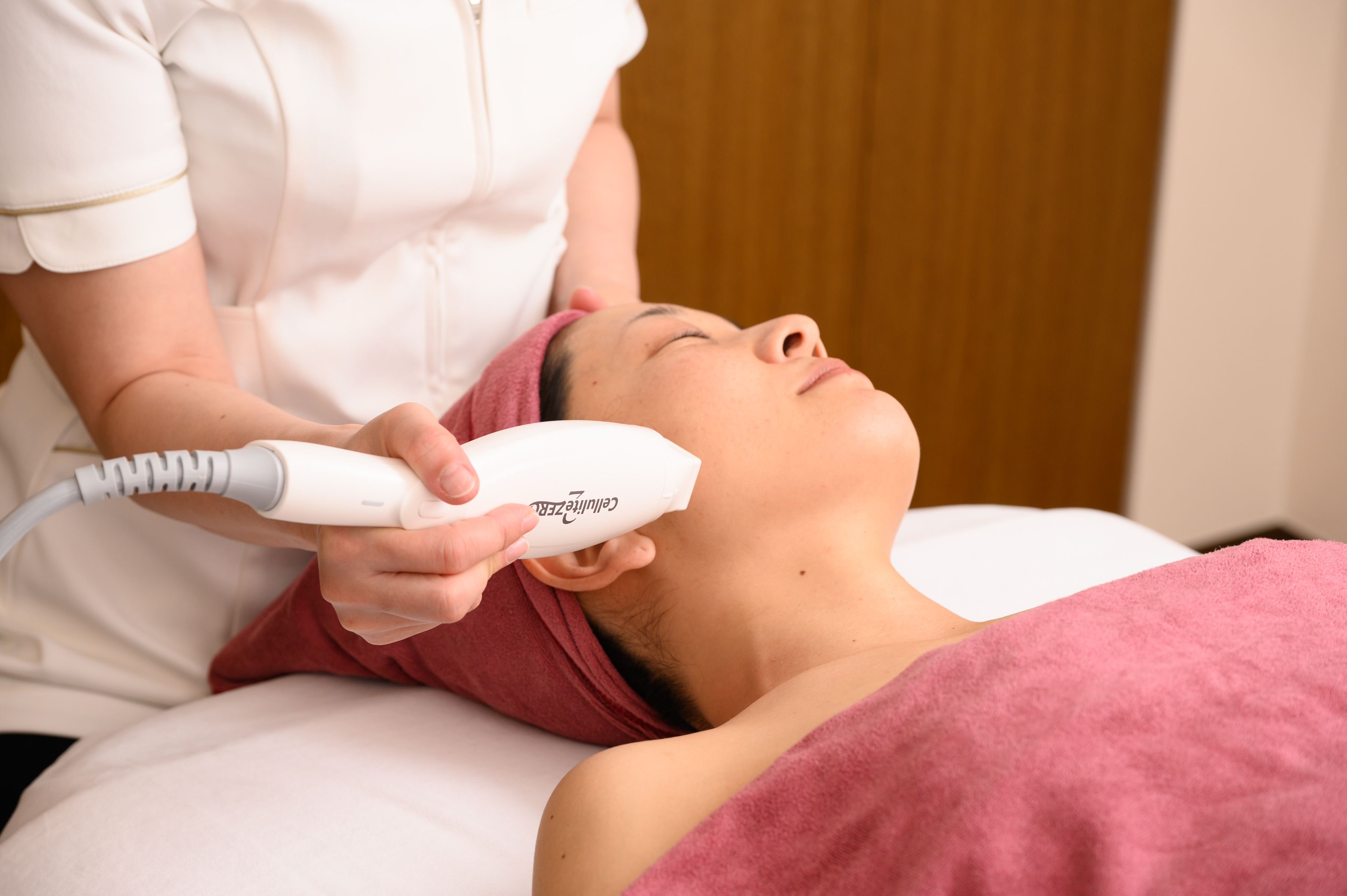 【Facial】ゼロコルギ〜小顔形成機器使用〜