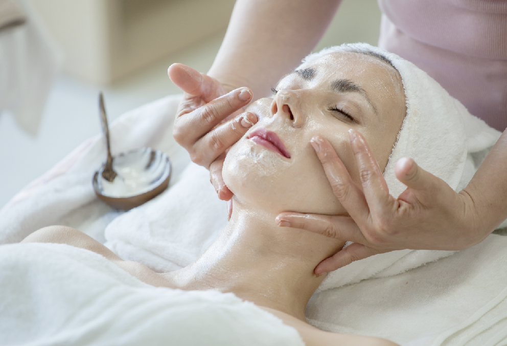 超音波フェイス創顔（女性ｽﾀｯﾌが担当します）2025/12/1-